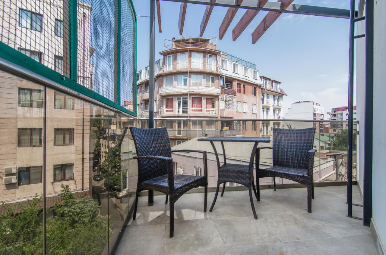 Hotel Elesa Wera Tiflis Exterior foto
